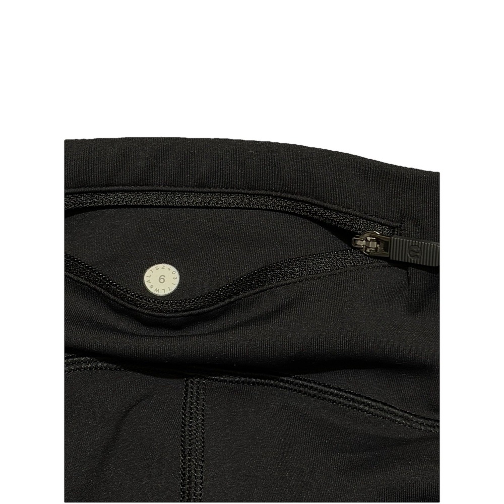 Lululemon Women's Size 6 Black High Waisted Cropped Pull On Leggings - Picture 6 of 8